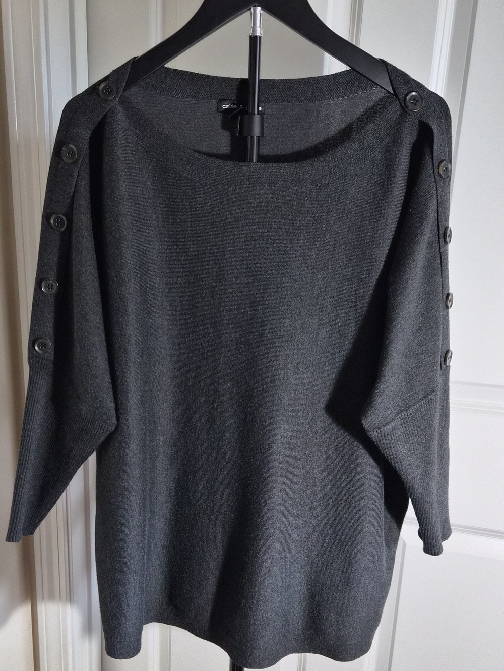 Cable & Gauge Dark Gray Button-Shoulder Crewneck Sweater
